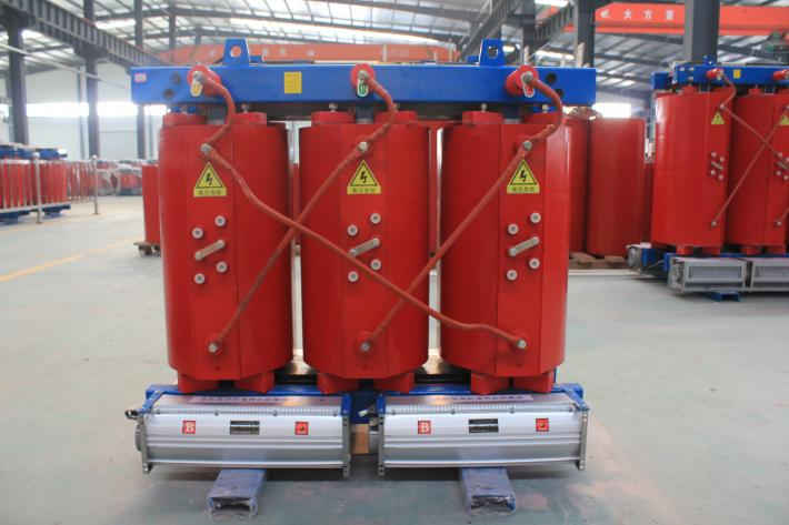 一般北京創聯匯通電氣全鋁的干式變壓器800kva價格是33900元，全銅的800kva干式變壓器價格是65000元。